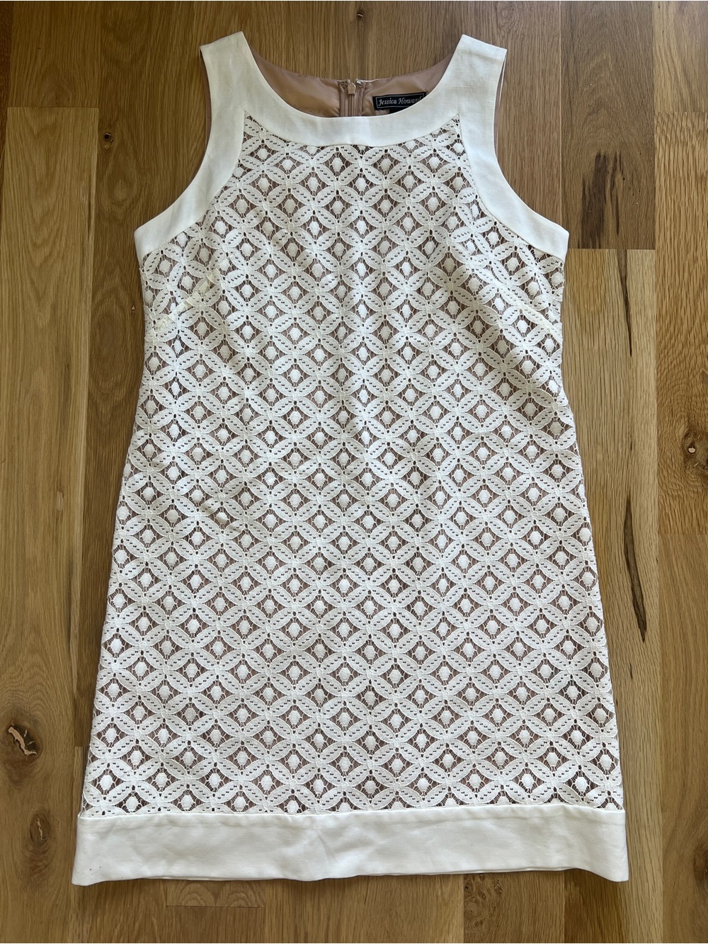 Jessica Howard Ivory Geometric Lace Shift Dress - 6P